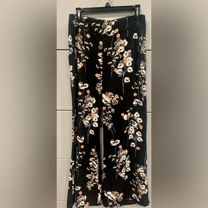 Frank Lyman floral black wide leg dress pant size 10